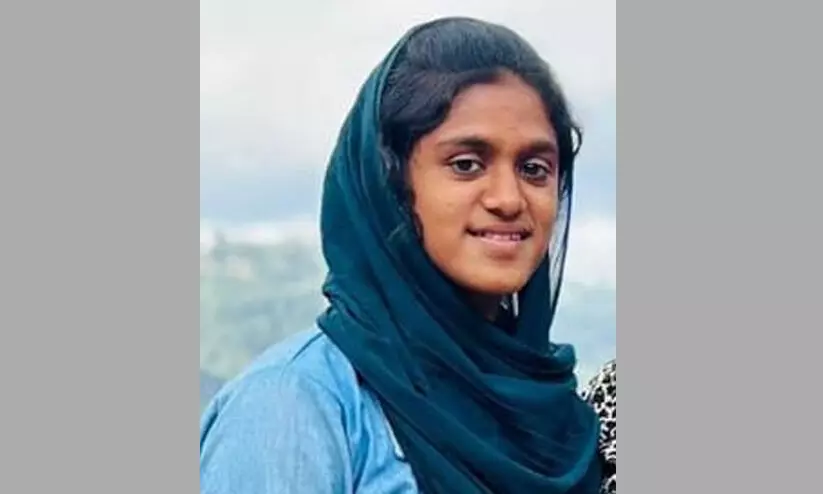 വിദ്യാർഥിനിയെ മരിച്ച നിലയില് കണ്ടെത്തി വിദ്യാർഥിനിയെ മരിച്ച നിലയില് കണ്ടെത്തി