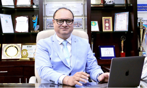 രാ​ഖേ​ഷ് ജോ​ഷി