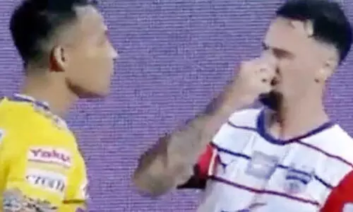 വംശീയ അധിക്ഷേപം; ബംഗളൂരു താരത്തിനെതിരെ ബ്ലാസ്റ്റേഴ്സ് പരാതി നൽകി വംശീയ അധിക്ഷേപം; ബംഗളൂരു താരത്തിനെതിരെ ബ്ലാസ്റ്റേഴ്സ് പരാതി നൽകി