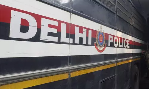 ഇൻസ്റ്റഗ്രാം ലൈവിലൂടെ ആത്മഹത്യ ശ്രമം; യുവാവിനെ പൊലീസ് രക്ഷപ്പെടുത്തി ഇൻസ്റ്റഗ്രാം ലൈവിലൂടെ ആത്മഹത്യ ശ്രമം; യുവാവിനെ പൊലീസ് രക്ഷപ്പെടുത്തി