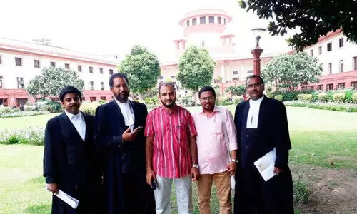 ഈ തമസ്സിനപ്പുറത്ത് വെളിച്ചമുണ്ട്...!