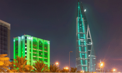 സൗ​ദി ദേ​ശീ​യ​ദി​നാ​ച​ര​ണ​ത്തോ​ട​നു​ബ​ന്ധി​ച്ച് ബ​ഹ്‌​റൈ​നി​ലെ ലാ​ൻ​ഡ്മാ​ർ​ക്കു​ക​ൾ  പ​ച്ച​നി​റ​മ​ണി​ഞ്ഞ​പ്പോ​ൾ