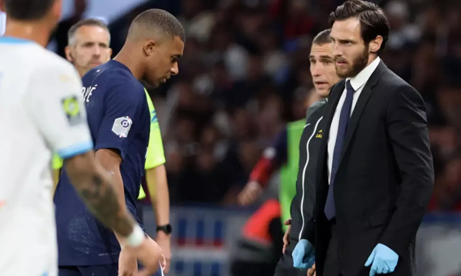 എംബാപ്പെക്ക് പരിക്ക്; ചാമ്പ്യൻസ് ലീഗ് മത്സരങ്ങൾ നഷ്ടമാകും?