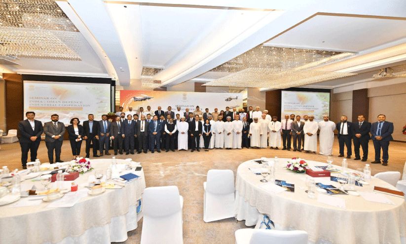 മ​സ്ക​ത്തി​ൽ ന​ട​ന്ന ഇ​ന്ത്യ-​ഒ​മാ​ൻ ഡി​ഫ​ൻ​സ് ഇ​ൻ​ഡ​സ്ട്രി​യ​ൽ സെ​മി​നാ​റി​ൽ പ​​ങ്കെ​ടു​ത്ത​വ​ർ