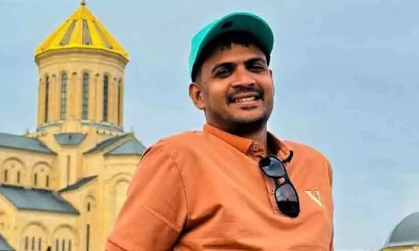 ലൈംഗികാതിക്രമ പരാതി; മല്ലു ട്രാവലർക്കെതിരേ ലുക്ക്-ഔട്ട് നോട്ടീസ്