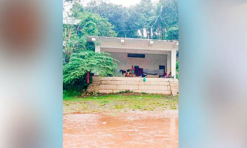 മുണ്ടക്കയത്ത് തമ്പടിച്ച് ഭിക്ഷാടക സംഘങ്ങൾ മുണ്ടക്കയത്ത് തമ്പടിച്ച് ഭിക്ഷാടക സംഘങ്ങൾ