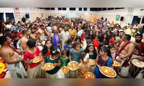 വി.​കെ.​എം ക​ള​രി​യു​ടെ ഓ​ണാ​ഘോ​ഷ​ച്ച​ട​ങ്ങാ​യ ‘ഓ​ണ​ക്ക​ള​രി’​യി​ൽ​നി​ന്ന്