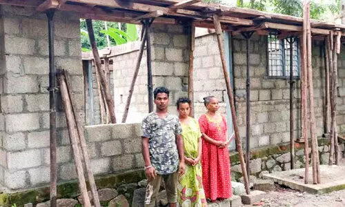 വീട് നിർമാണത്തിനുള്ള പണവുമായി കരാറുകാരൻ മുങ്ങിയെന്ന് പരാതി വീട് നിർമാണത്തിനുള്ള പണവുമായി കരാറുകാരൻ മുങ്ങിയെന്ന് പരാതി