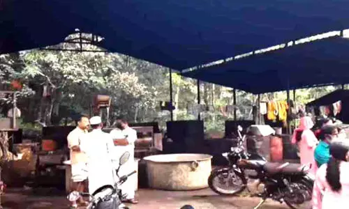 അനധികൃത മാലിന്യ സംഭരണ കേന്ദ്രങ്ങളുടെ പ്രവർത്തനം നിർത്തിച്ചു