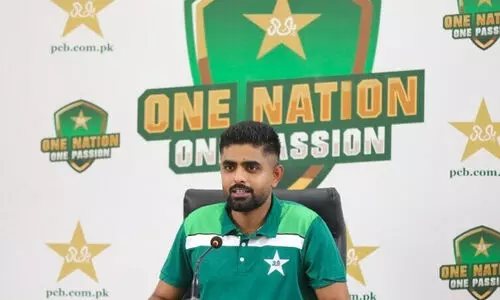 എന്റെ പ്രകടനത്തിൽ എനിക്ക് ആശങ്കയില്ല, ലോകകപ്പുമായി മടങ്ങുകയാണ് ലക്ഷ്യം-ബാബർ അസം