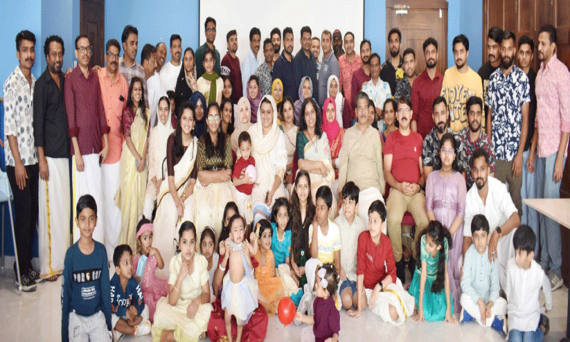 മാ​വൂ​ർ പ്ര​വാ​സി അ​സോ​സി​യേ​ഷ​ന്‍റെ ഓ​ണാ​ഘോ​ഷ​ത്തി​ൽ പ​​ങ്കെ​ടു​ത്ത​വ​ർ