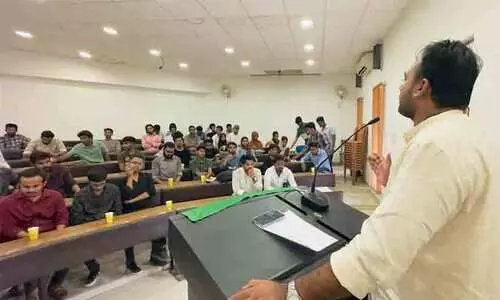 പി.വി അഹമ്മദ് സാജു സംസാരിക്കുന്നു