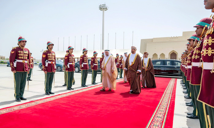 ഷാ​ർ​ജ ഭ​ര​ണാ​ധി​കാ​രി ശൈ​ഖ്​ സു​ൽ​ത്താ​ൻ ബി​ൻ മു​ഹ​മ്മ​ദ് അ​ൽ ഖാ​സി​മി​ക്ക്​ ന​ൽ​കി​യ​ യാ​ത്ര​യ​യ​പ്പ്