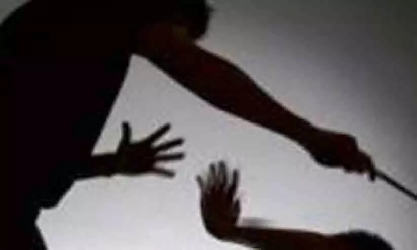 വീട്ടുജോലിക്ക് വൈകിയെത്തിയതിന് പ്രായപൂർത്തിയാകാത്ത കുട്ടിയെ മർദിച്ചയാൾക്കെതിരെ കേസ്