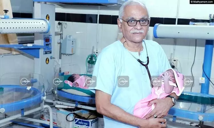 ലക്ഷം പിറവികൾക്ക്   സാക്ഷിയായൊരാൾ