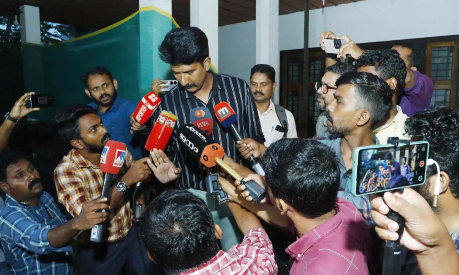 അഖിൽ മാത്യുവിന്റെ പരാതി: ഹരിദാസന്റെ മൊഴിയെടുത്തു