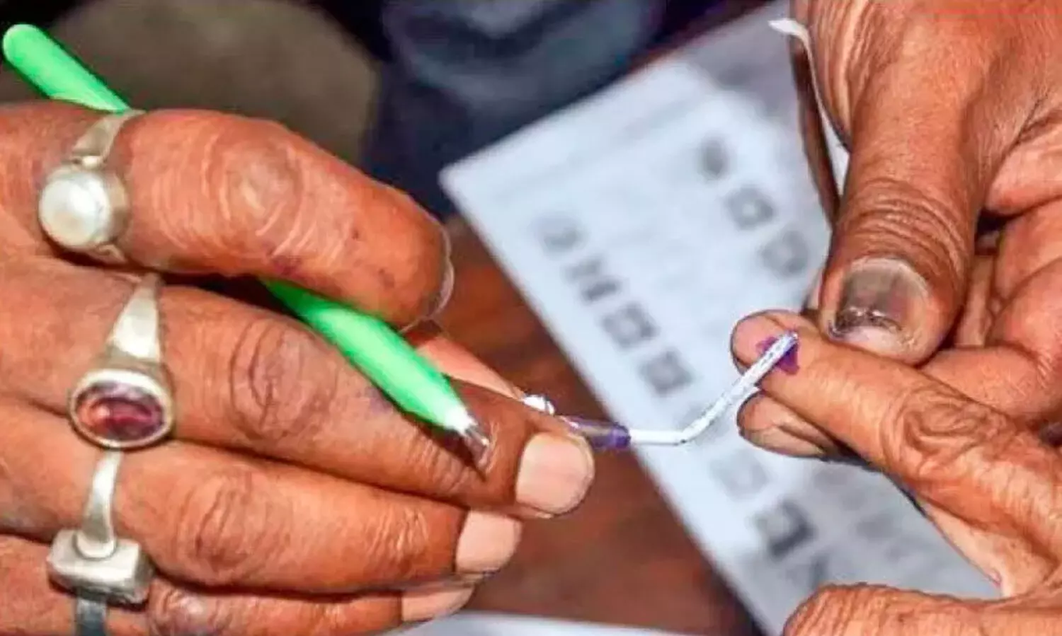 ത്രി​ത​ല തെ​ര​ഞ്ഞെ​ടു​പ്പ്​ ഒ​ന്നി​ച്ചാ​ക്കാ​ൻ മാ​ർ​ഗ​രേ​ഖ