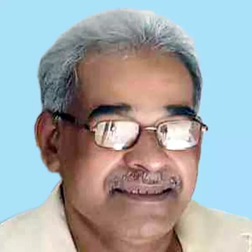 സു​രേ​ന്ദ്ര​ൻ