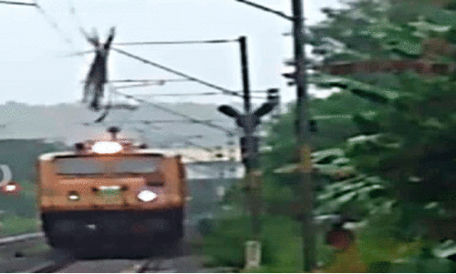 ട്രെ​യി​ൻ