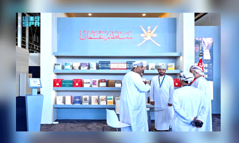 റി​യാ​ദ്​ രാ​ജ്യാ​ന്ത​ര പു​സ്ത​ക​മേ​ള​യി​ലെ ഒ​മാ​ൻ പ​വി​ലി​യ​ൻ