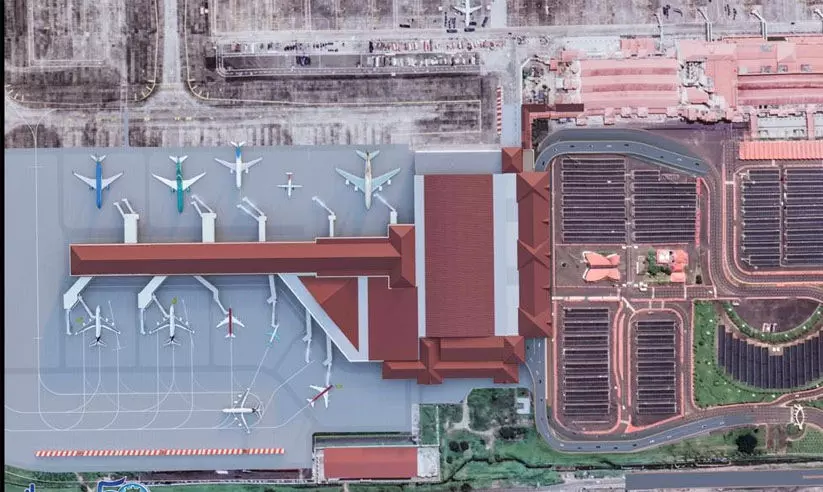 ഭാവിയിലേക്ക് കുതിപ്പിന് സിയാൽ; ഏഴ് വൻ പദ്ധതികൾ മുഖ്യമന്ത്രി അനാവരണം ചെയ്യും ഭാവിയിലേക്ക് കുതിപ്പിന് സിയാൽ; ഏഴ് വൻ പദ്ധതികൾ മുഖ്യമന്ത്രി അനാവരണം ചെയ്യും