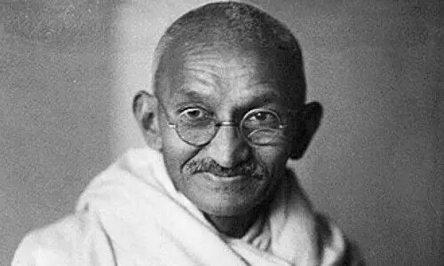 വെറുപ്പിന്‍റെ രാഷ്ട്രീയത്തേക്കാൾ അനുകമ്പയുടെ രാഷ്ട്രീയം വിജയിക്കുമെന്ന് ഉറപ്പാക്കാം; ഗാന്ധി ജയന്തി ദിനത്തിൽ കോൺഗ്രസ്