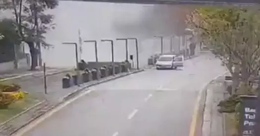 തുർക്കിയ പാർലമെന്റിന് സമീപമുണ്ടായ ഭീകരാക്രമണത്തിന്റെ ദൃശ്യങ്ങൾ പുറത്ത് തുർക്കിയ പാർലമെന്റിന് സമീപമുണ്ടായ ഭീകരാക്രമണത്തിന്റെ ദൃശ്യങ്ങൾ പുറത്ത്