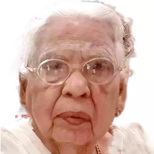 മാ​ളു​ക്കു​ട്ടി​യ​മ്മ