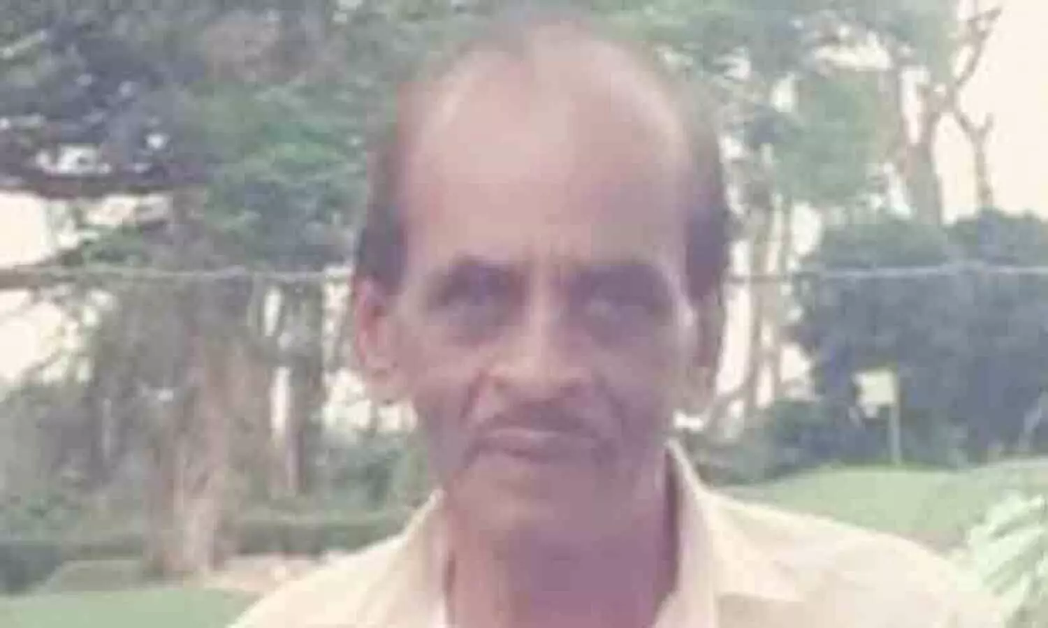 The earliest expatriate died in the country