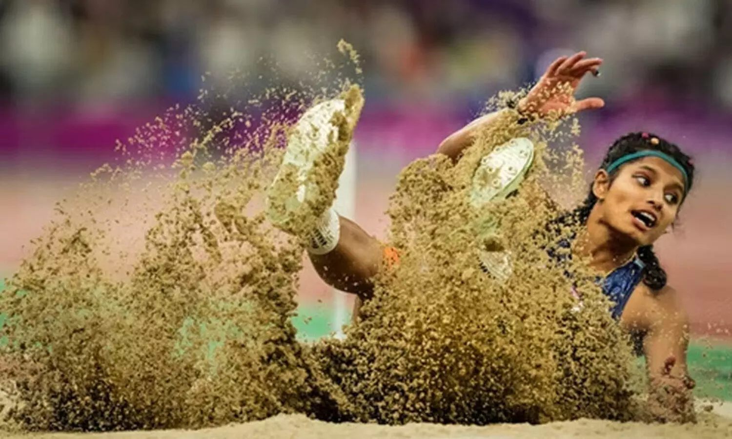 വനിത ലോങ് ജമ്പിൽ മലയാളി താരം ആൻസി സോജന് വെള്ളി, മിക്സഡ് റിലേ ടീമിനും വെള്ളിത്തിളക്കം