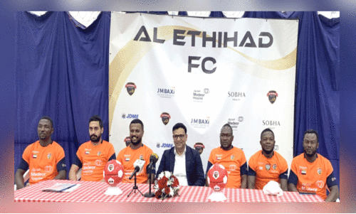 ഇ​ത്തി​ഹാ​ദ് എ​ഫ്.​സി സി.​ഇ.​ഒ അ​റ​ക്ക​ല്‍ ക​മ​റു​ദ്ധീ​നും കോ​ച്ചു​മാ​രും