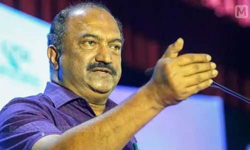 ധനമന്ത്രിയുടെ പേര് പറഞ്ഞ് ജോലി വാഗ്ദാനം: ഡി.ജി.പിക്ക് കത്ത് നല്‍കി