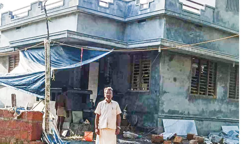 നിക്ഷേപ തുക നൽകാതെ തെന്നല സഹകരണ ബാങ്ക്; പുതിയ വീട്ടിൽ മകളുടെ കല്യാണമെന്നസ്വപ്നം പൂവണിയാതെ ചാത്തുക്കുട്ടി