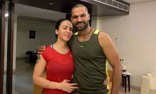 ഐഷ മുഖർജിയുടെ മാനസിക പീഡനം; ശിഖർ ധവാന് വിവാഹമോചനം അനുവദിച്ചു