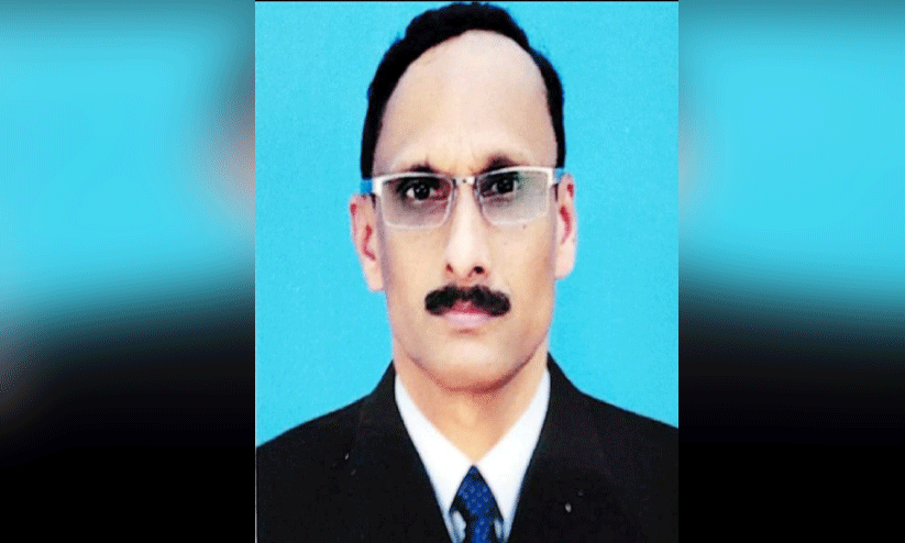 പ്ര​കാ​ശ​ൻ