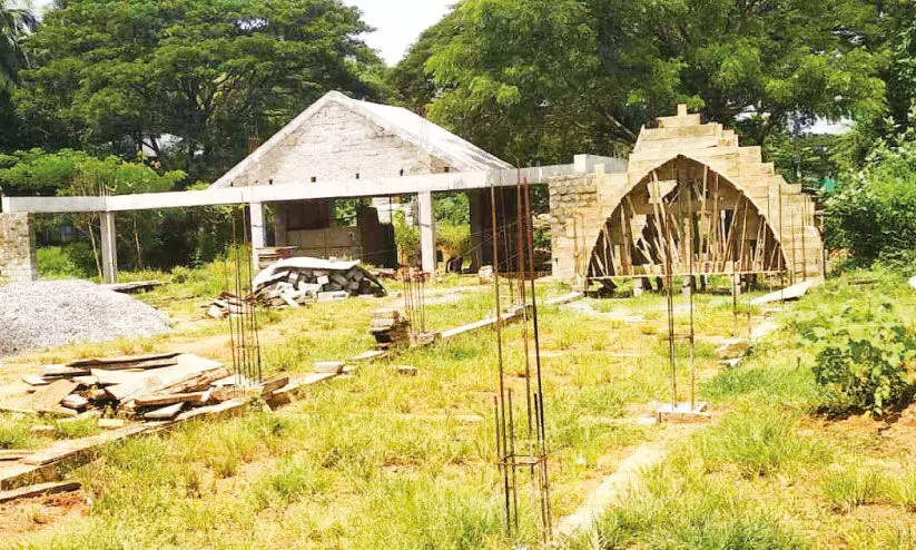 മാ​ത്തൂ​രി​ലെ മി​നി സ്റ്റേ​ഡി​യ​ത്തി​ന്റെ പ​ണി അ​വ​സാ​ന​ഘ​ട്ട​ത്തി​ലേ​ക്ക്