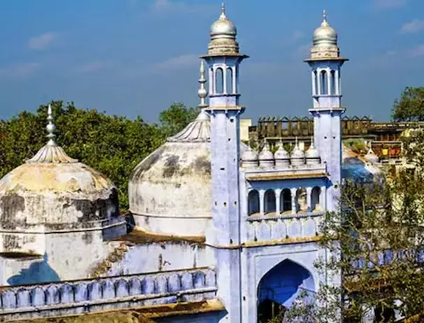 ഗ്യാൻവാപി മസ്ജിദ് കേസ്: സർവേ പൂർത്തിയാക്കാൻ ആർക്കിയോളജിക്കൽ സർവേ ഓഫ് ഇന്ത്യ നാലാഴ്ച കൂടി സമയം തേടി ഗ്യാൻവാപി മസ്ജിദ് കേസ്: സർവേ പൂർത്തിയാക്കാൻ ആർക്കിയോളജിക്കൽ സർവേ ഓഫ് ഇന്ത്യ നാലാഴ്ച കൂടി സമയം തേടി