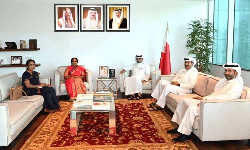 ശ്രീ​ല​ങ്ക​ൻ അം​ബാ​സ​ഡ​റെ വാ​ണി​ജ്യ, വ്യ​വ​സാ​യ​മ​ന്ത്രി സ്വീ​ക​രി​ച്ചു