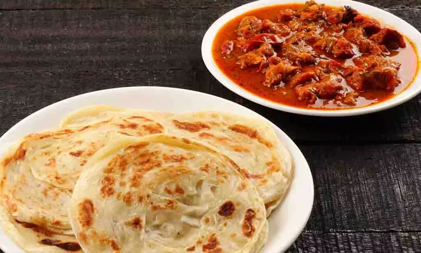 പറ്റ് പണം ചോദിച്ചതിന് പൊറോട്ടയിലും ബീഫ് കറിയിലും മണ്ണുവാരിയിട്ടു; പ്രതി റിമാൻഡിൽ പറ്റ് പണം ചോദിച്ചതിന് പൊറോട്ടയിലും ബീഫ് കറിയിലും മണ്ണുവാരിയിട്ടു; പ്രതി റിമാൻഡിൽ