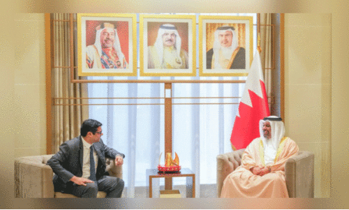 ഇ​ന്ത്യ​ൻ അം​ബാ​സ​ഡ​റെ ധ​ന​മ​ന്ത്രി സ്വീ​ക​രി​ച്ചു