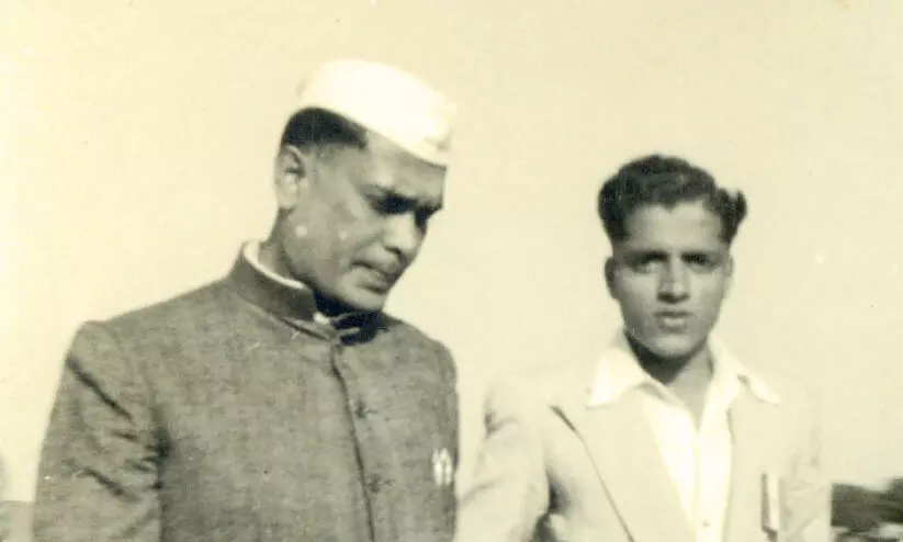 ജയപ്രകാശ് നാരായണനൊപ്പം എം.എസ്. സ്വാമിനാഥൻ (1947) ജയപ്രകാശ് നാരായണനൊപ്പം എം.എസ്. സ്വാമിനാഥൻ (1947)