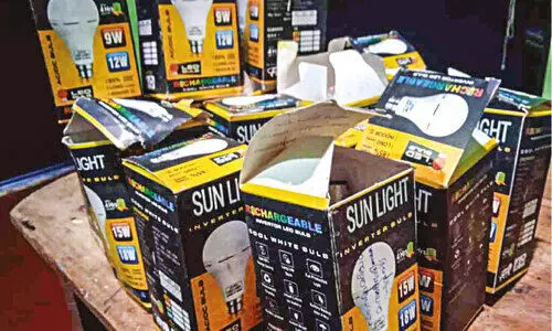 കുടുംബശ്രീ പദ്ധതി; ഗുണനിലവാരമില്ലാത്ത ബൾബുകൾ വാങ്ങിയവർ കുടുങ്ങി