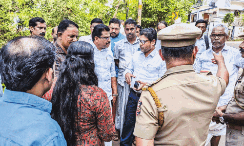 Pariyapuram accident