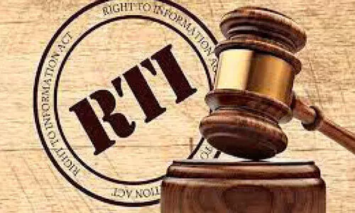 വി​വ​രാ​വ​കാ​ശം പ്ര​വാ​സി​ക​ളു​ടെ​യും വി​ര​ൽ തു​മ്പി​ൽ