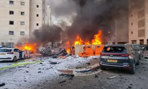 ഫലസ്തീൻ-ഇസ്രായേൽ സംഘർഷം കനക്കുന്നു; യുദ്ധഭീതിയിൽ പശ്ചിമേഷ്യ