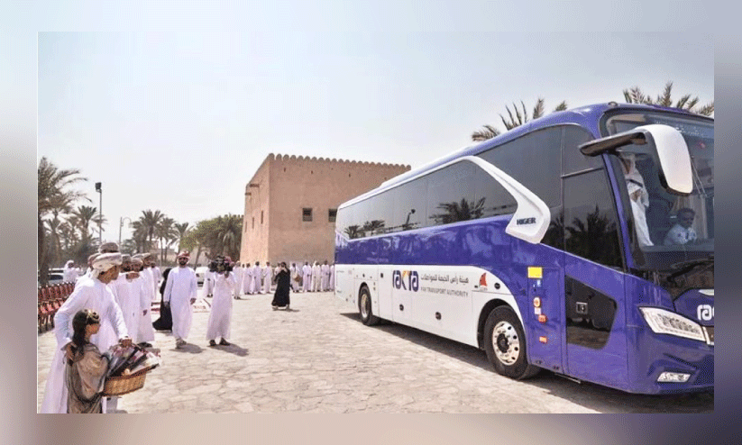 റാ​സ​ൽ​ഖൈ​മ​യി​ൽ​നി​ന്ന് ഒ​മാ​നി​ലെ മു​സ​ന്ത​ത്തേ​ക്ക് ശ​നി​യാ​ഴ്ച ആ​രം​ഭി​ച്ച ബ​സ് സ​ർ​വി​സ്