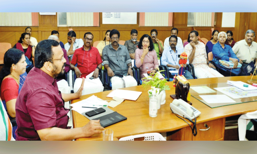 മാടക്കത്തറയിലെ 75 കുടുംബങ്ങൾക്ക് പട്ടയം; സംയുക്ത പരിശോധന നടത്തും മാടക്കത്തറയിലെ 75 കുടുംബങ്ങൾക്ക് പട്ടയം; സംയുക്ത പരിശോധന നടത്തും