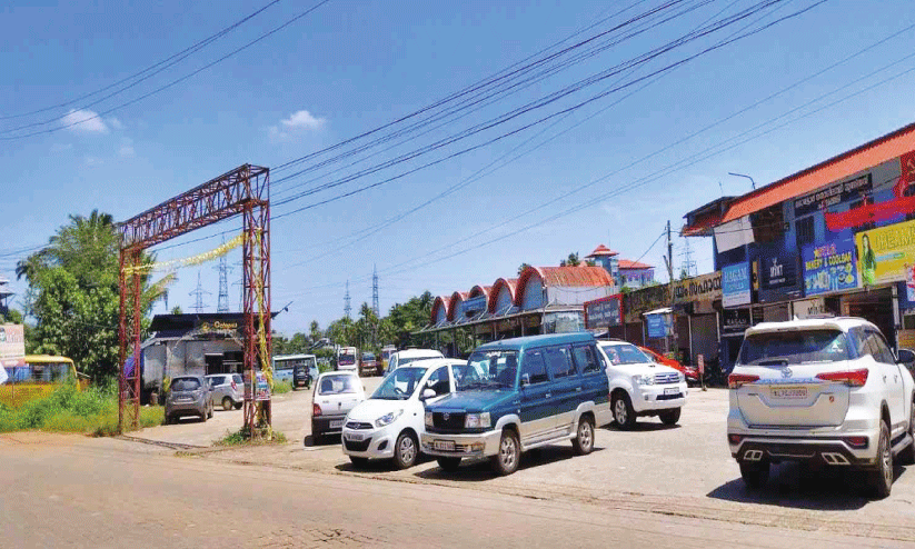 ചാ​ല​ക്കു​ടി​യി​ൽ ഗ​താ​ഗ​ത പ​രി​ഷ്കാ​രം  നാ​ളെ മു​ത​ൽ