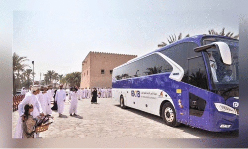 റാ​സ​ൽ​ഖൈ​മ​യി​ൽ​നി​ന്ന് ഒ​മാ​നി​ലെ മു​സ​ന്ത​ത്തേ​ക്ക് ശ​നി​യാ​ഴ്ച ആ​രം​ഭി​ച്ച ബ​സ് സ​ർ​വി​സ്