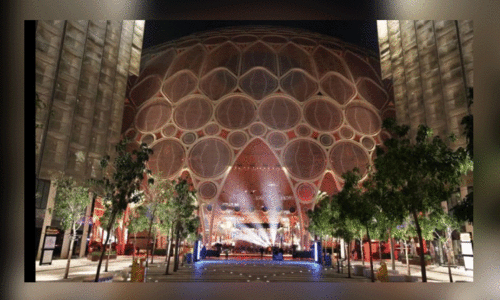 ദു​ബൈ എ​ക്സ്​​പോ സി​റ്റി​യി​ലെ അ​ൽ വ​സ​ൽ ഡോം